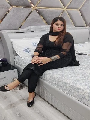 Call Girl in Juhu
